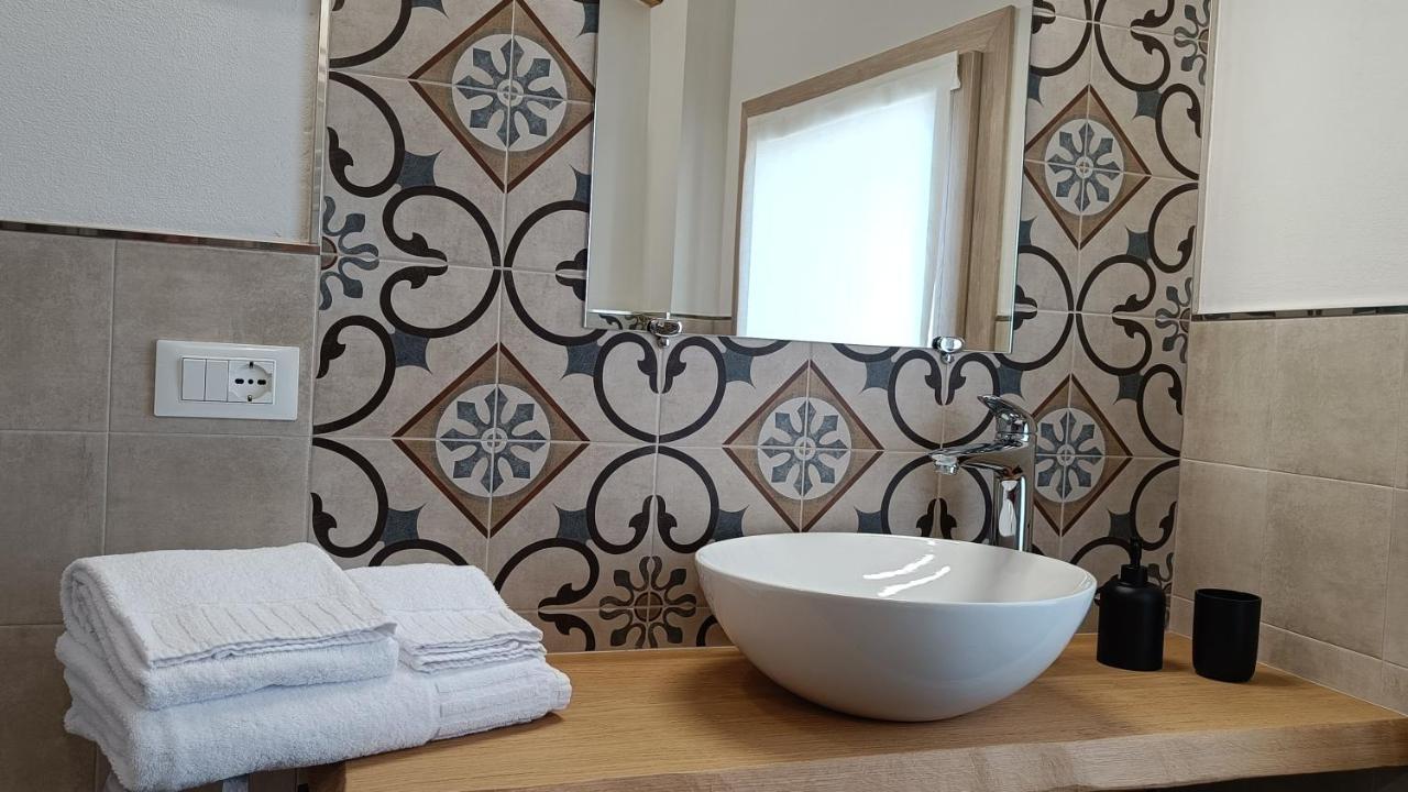 Casa Cuccagna Chioggia - Vista Canal Vena Екстериор снимка