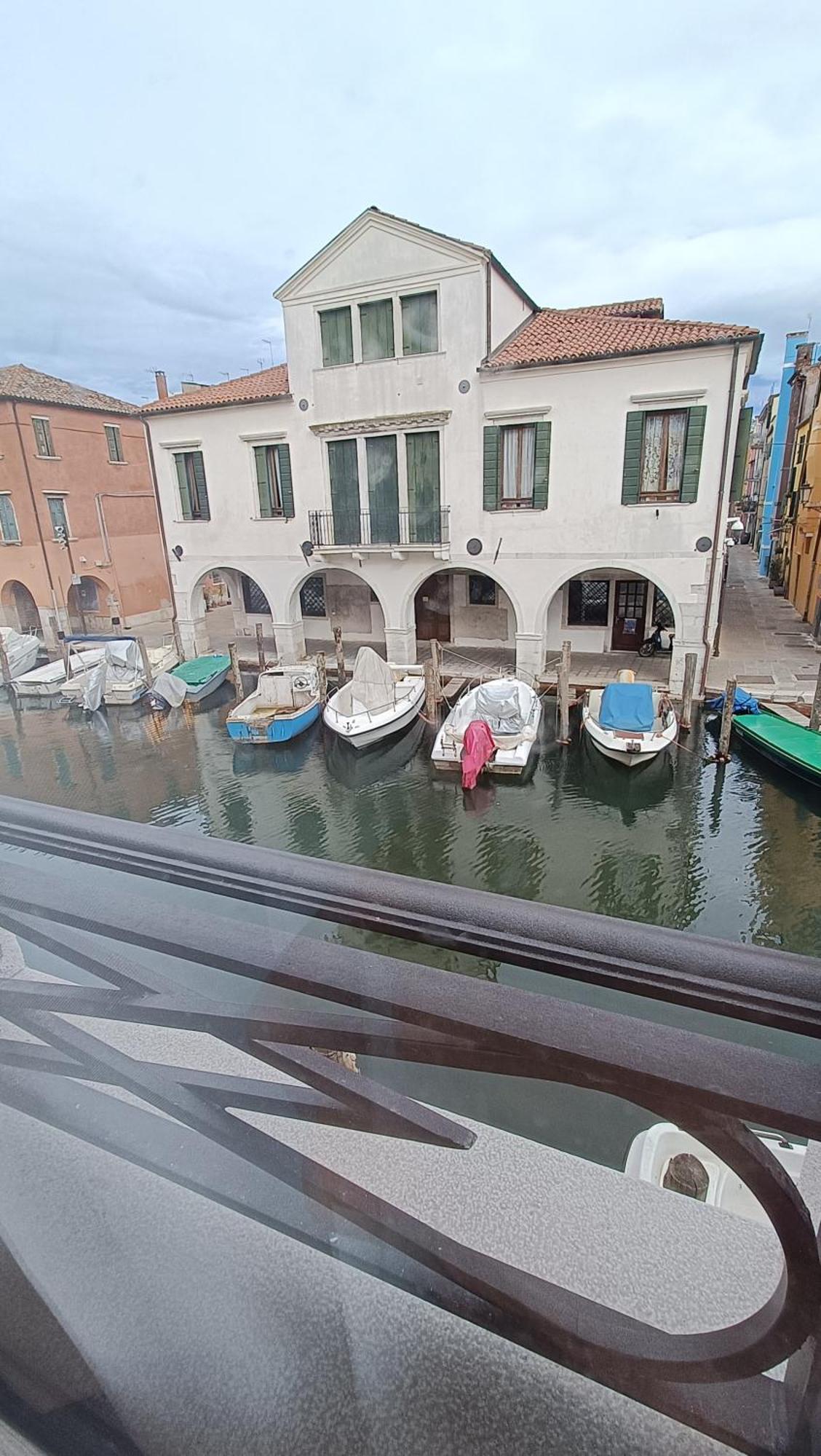 Casa Cuccagna Chioggia - Vista Canal Vena Екстериор снимка